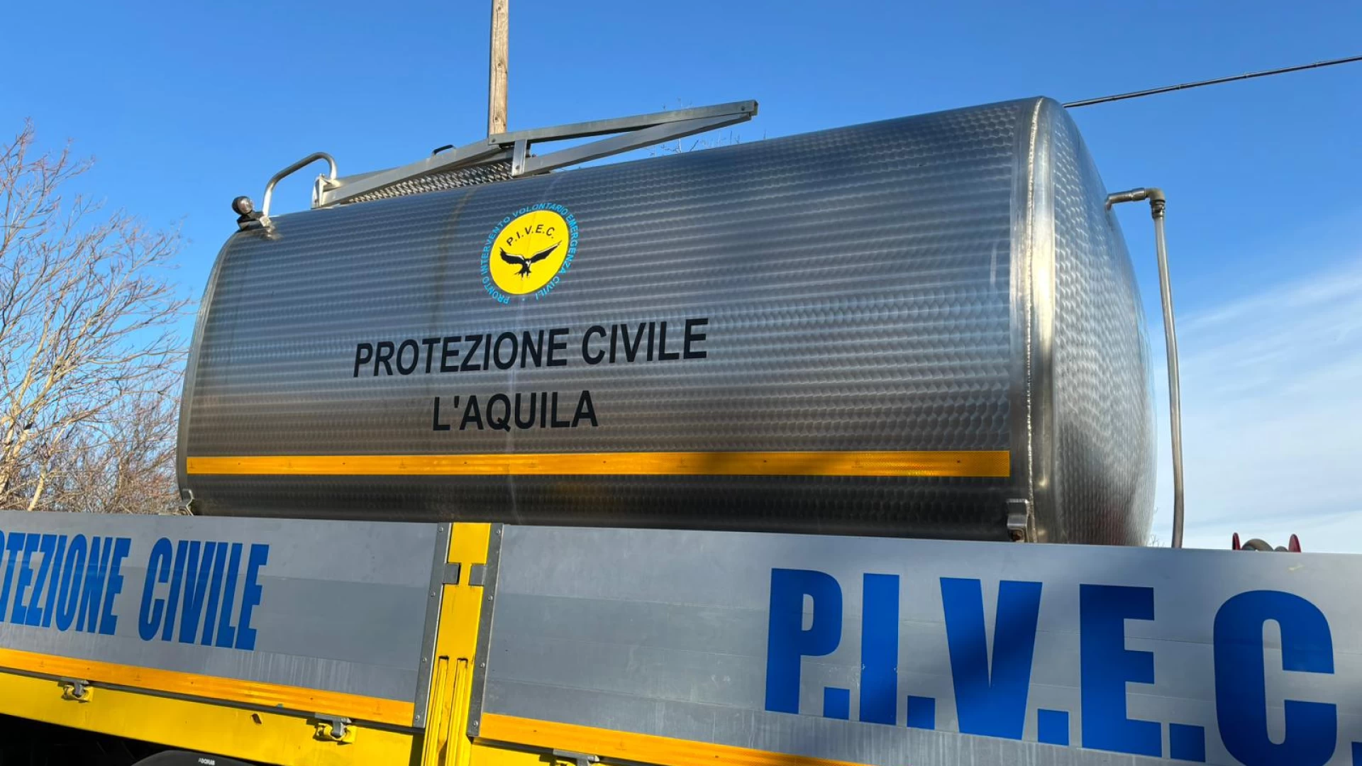L'Aquila: il Distaccamento Pivec inaugura la nuova cisterna per il trasporto di Acqua Potabile. Appuntamento fissato per venerdì 2 febbraio.